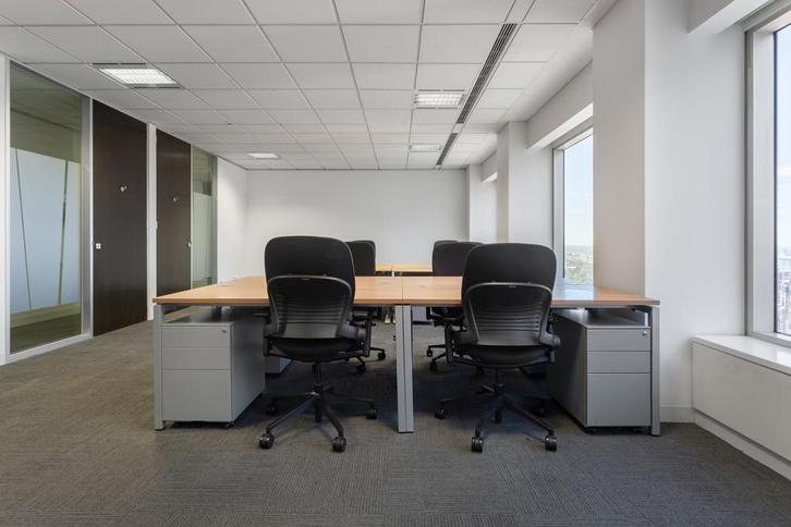 Kantoorruimte voor 15 in City Centre, Zakelijke goederen, Bedrijfs Onroerend goed