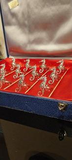 Rond de serviette (12) - Hippocampes - métal argenté