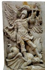 Reliëf, Sant Michele Arcangelo ed il Drago con bilancia -, Antiek en Kunst