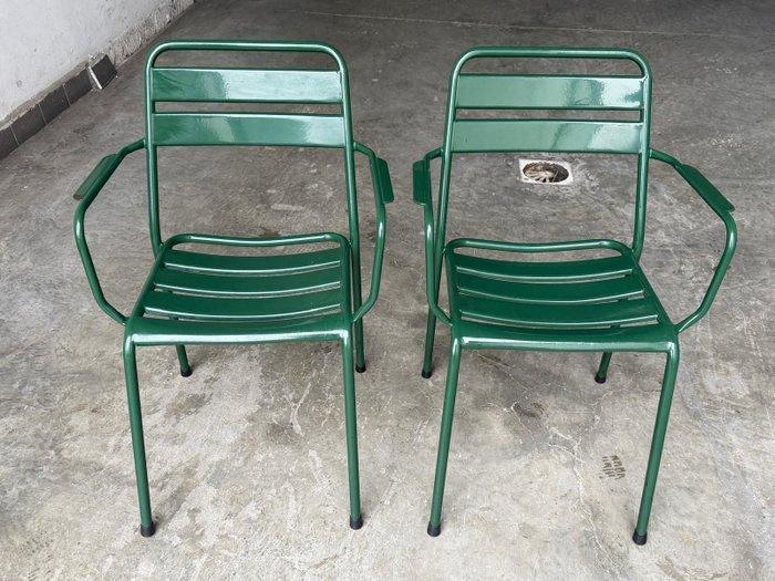 Stoel (2) - Metaal - Vintage stoelen van metaal, Antiek en Kunst, Curiosa en Brocante