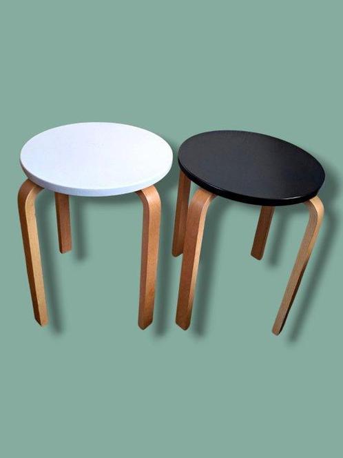 Tabouret (2) - Bois - Tabouret E60 à 4 pieds, Antiek en Kunst, Curiosa en Brocante