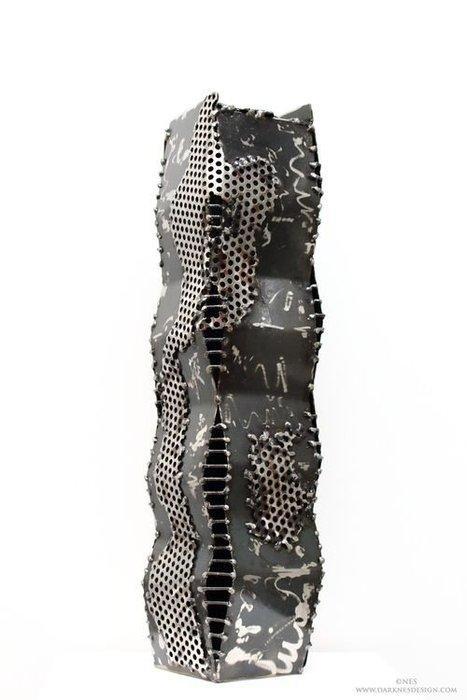 NES - Tafellamp - Staal - Darklight 26 - Beeldhouwkunst, Antiek en Kunst, Kunst | Designobjecten