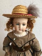 S.C.S. - Pop Poupée ancienne en porcelaine avec robe en