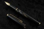 Pilot - Maki-e Crane Design 14K Medium Nib - Vulpen