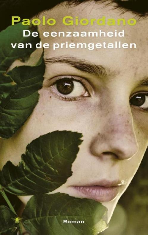 De eenzaamheid van de priemgetallen 9789023463733, Boeken, Romans, Zo goed als nieuw, Verzenden