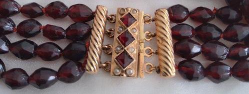 Bracelet - 14 carats Or jaune - grenades à verre, Handtassen en Accessoires, Antieke sieraden