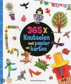 Knutselen met papier en karton / 365 x 9789002244049, Boeken, Verzenden, Zo goed als nieuw, Fiona Watt