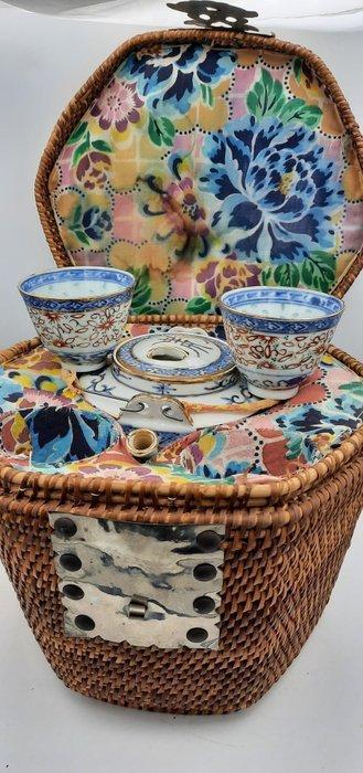 Picknick Set - Porselein, Rotan Mand - China - 20e eeuw, Antiek en Kunst, Antiek | Overige Antiek