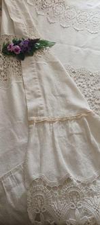 Couette magnifique de linge de lit en lin avec de grandes