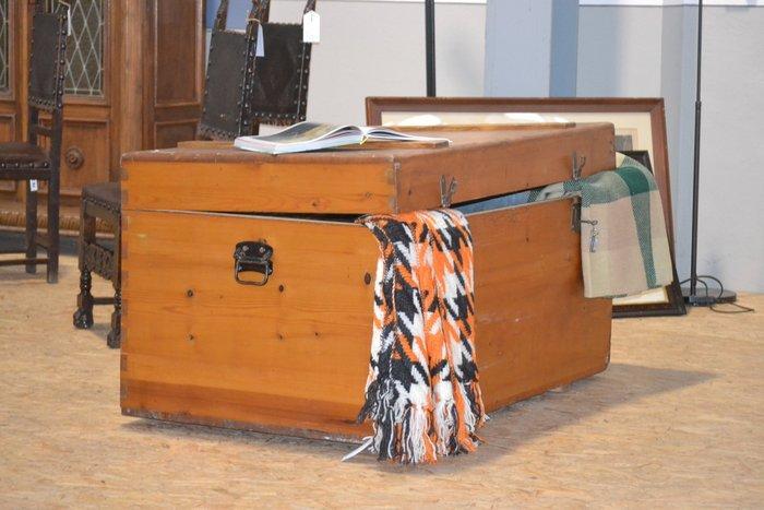 Opbergkoffer - Hout, Zink, Antiek en Kunst, Curiosa en Brocante