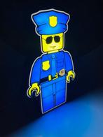 Lichtbord speelgoedstijl politiefiguur ontwerp. - Cr3ativid, Kinderen en Baby's, Nieuw