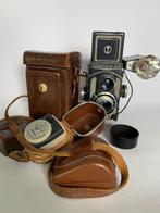 Yashica 44A + acc. | Twin lens reflex camera (TLR)