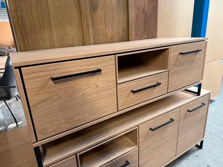 Tuscia tv-dressoir, kleur blonde oak, Huis en Inrichting, Kasten |Televisiemeubels, Nieuw, Metaal, Overige materialen