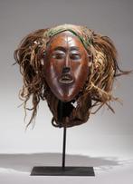 Mwana Pwo masker - Chokwe - DR Congo, Antiek en Kunst
