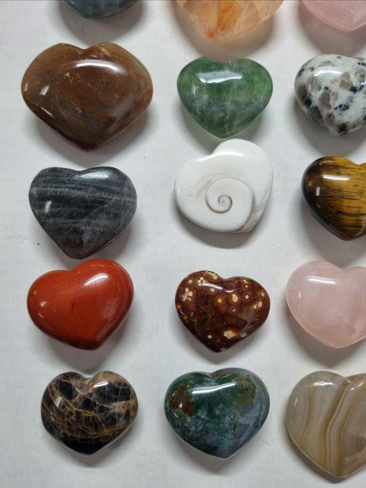 Big lot with hearts, different minerals 3,6 - 2,9 cm - Hart-, Verzamelen, Mineralen en Fossielen