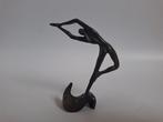 Artihove - Figurine - Een sprong in het diepe - verbronsd