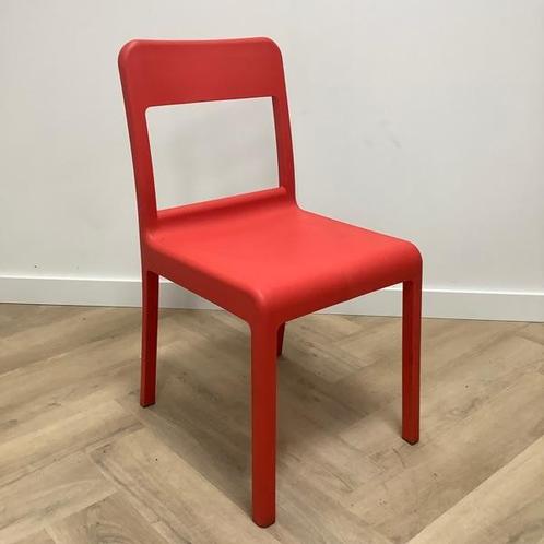 Tweedehands Segis Pacific kunststof kantinestoel, rood, Huis en Inrichting, Stoelen, Rood, Gebruikt, Eén, Kunststof