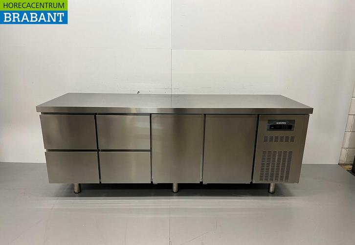 Établi réfrigéré Coreco Premium en acier inoxydable 4, Articles professionnels, Horeca | Équipement de cuisine, Envoi