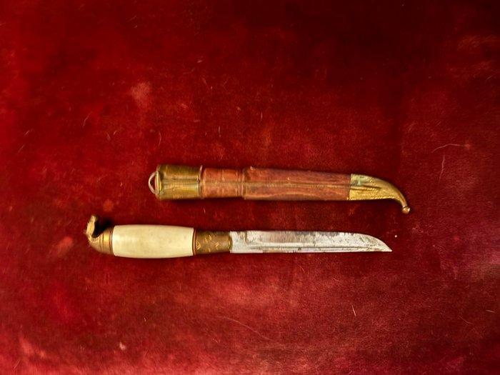 Messensteun - Hout, Leder, Messing, Antiek en Kunst, Antiek | Meubels | Tafels