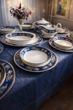 Wedgwood - Eetservies voor 12 (12) - Porselein