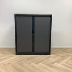 Tweedehands roldeurkast  vv 2 x legbord en sleutel, (hxbxd), Huis en Inrichting, Kasten | Roldeurkasten en Archiefkasten, Gebruikt