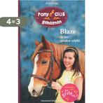 Blaze en het gouden schild / Pony Club Geheimen Stacy Gregg, Boeken, Verzenden, Gelezen, Stacy Gregg