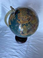 Globe - 1970-1980 - Carte du monde vintage en structure de