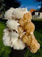 Prachtige mesoliet met stilbiet Kristal op matrix - Hoogte: