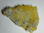 high quality cluster with mainly yellow brucite, rough natur, Verzamelen, Mineralen en Fossielen, Verzenden