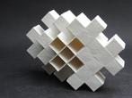 Hans Meeuwsen - 2025 - 60 Wit porseleinen object uit de