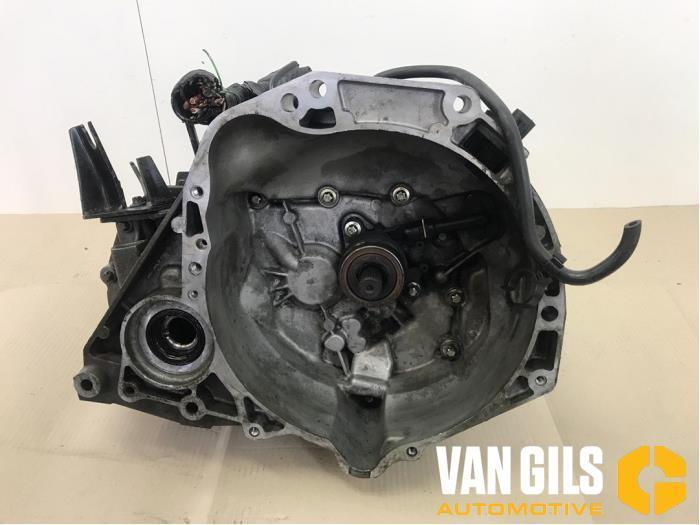 Versnellingsbak Nissan Micra O182509, Auto-onderdelen, Motor en Toebehoren
