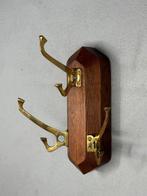 Wandkapstok met messing haken op houten paneel - Kapstok -, Antiek en Kunst