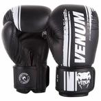 Venum (Kick)Bokshandschoenen Bangkok Spirit Muay Thai Zwart, Sport en Fitness, Boksen, Verzenden, Nieuw, Bokshandschoenen