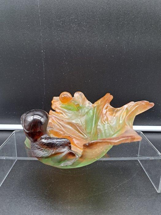Vide-poche - Daum - 2 slakken gelegd op een wijnblad -, Antiek en Kunst, Antiek | Glaswerk en Kristal