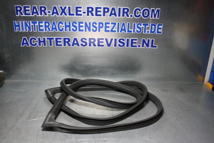 Achterruitrubber Opel Kadett D  Voor de 3/5 deurs (Luxus)., Auto-onderdelen, Carrosserie, Nieuw, Opel, Verzenden