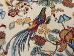 Opulence baroque : Gobelin aux oiseaux de paradis et fleurs, Antiquités & Art
