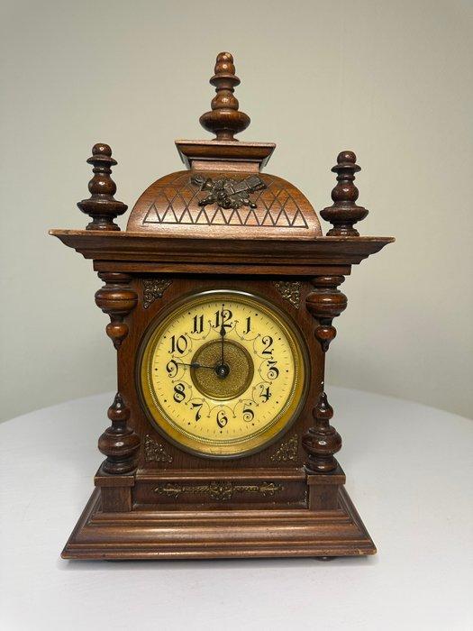 Tafelklok - Gustav Becker - - Eik - 1910-1920, Antiek en Kunst, Antiek | Klokken