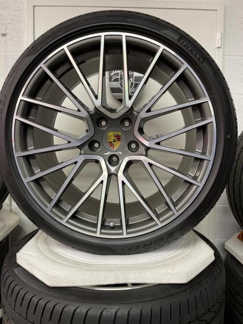 Porsche Cayenne (E3) 22inch RS Spyder met  banden (7-8 mm), Auto-onderdelen, Banden en Velgen, Overige maten, Zomerbanden, 315 mm