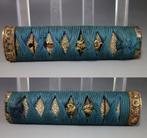 Fuchi - Bois - dragon menuki many treasure fuchi kashira -