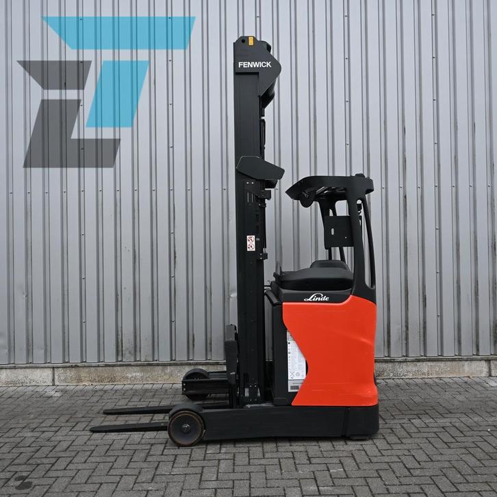 Linde R14-01 Elektrische reachtruck, Zakelijke goederen, Machines en Bouw | Heftrucks en Intern transport, Reachtruck, Elektrisch