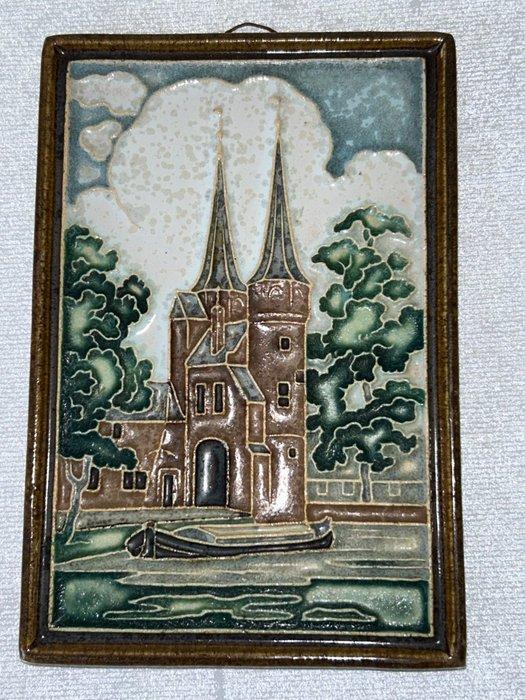 Carreau - Vue sur lOostpoort à Delft - De Porceleyne Fles,, Antiek en Kunst, Antiek | Glaswerk en Kristal