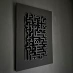 Labyrinthz - Black and Bold