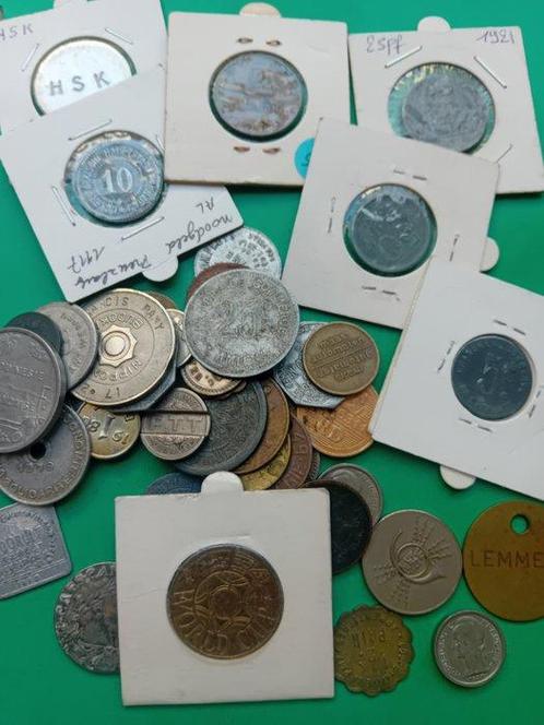 Monde. Lot of in total 44 jetons, war money,.... Multiple, Postzegels en Munten, Munten en Bankbiljetten | Toebehoren