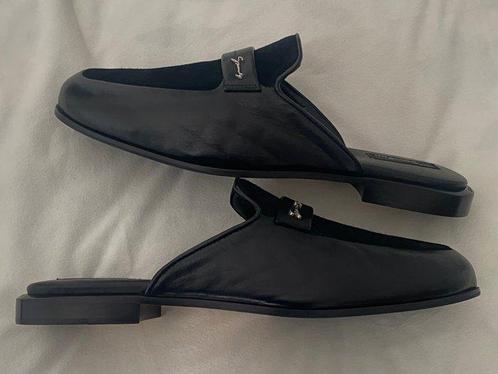 Givenchy - Mocassins - Taille : EU 43, Kleding | Heren, Schoenen
