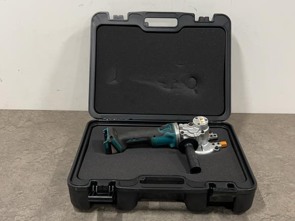 Veiling - Makita betonstaalzaag body DSC250ZK, Doe-het-zelf en Bouw, Gereedschap | Zaagmachines