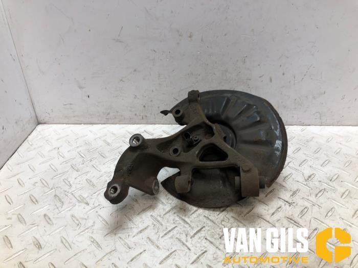 Fusee rechts-achter Volkswagen Golf O286197, Auto-onderdelen, Ophanging en Onderstel