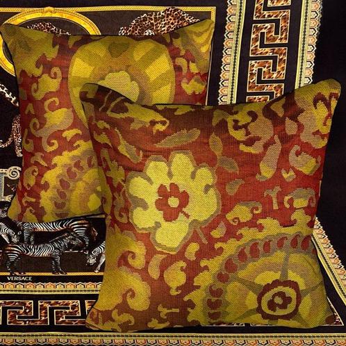 ETRO Home - Nieuwe set van twee - Kussen, Antiek en Kunst, Antiek | Tapijten, Tafelkleden en Textiel