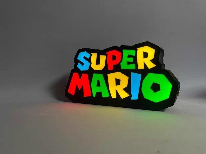 Nintendo - Super Mario logo rechargeable magnetic light box, Consoles de jeu & Jeux vidéo, Consoles de jeu | Accessoires Autre