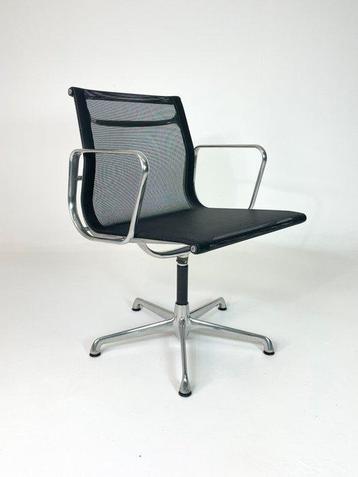 ICF - Charles & Ray Eames - Stoel - Aluminiumgroep EA 108 -