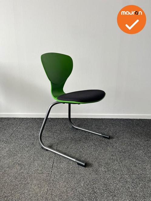 Eromes Marko - Vlinderstoel - slede - groene stoel met zwart, Zakelijke goederen, Kantoor en Winkelinrichting | Kantoormeubilair en Inrichting